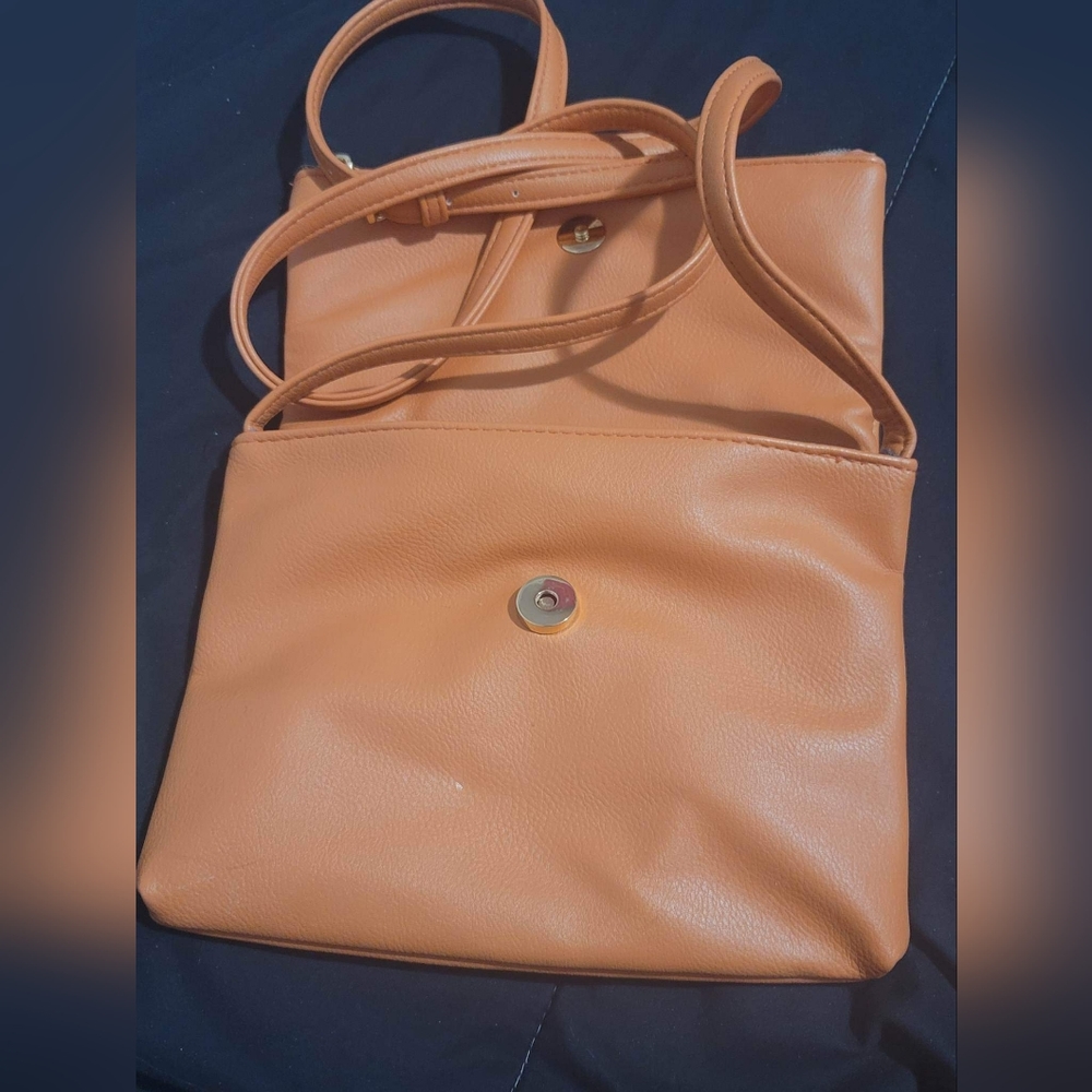 Crossbody purse